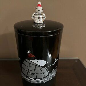 NEW Peanuts Christmas Snoopy with Silver Puffer Jacket Ceramic Canister Jar